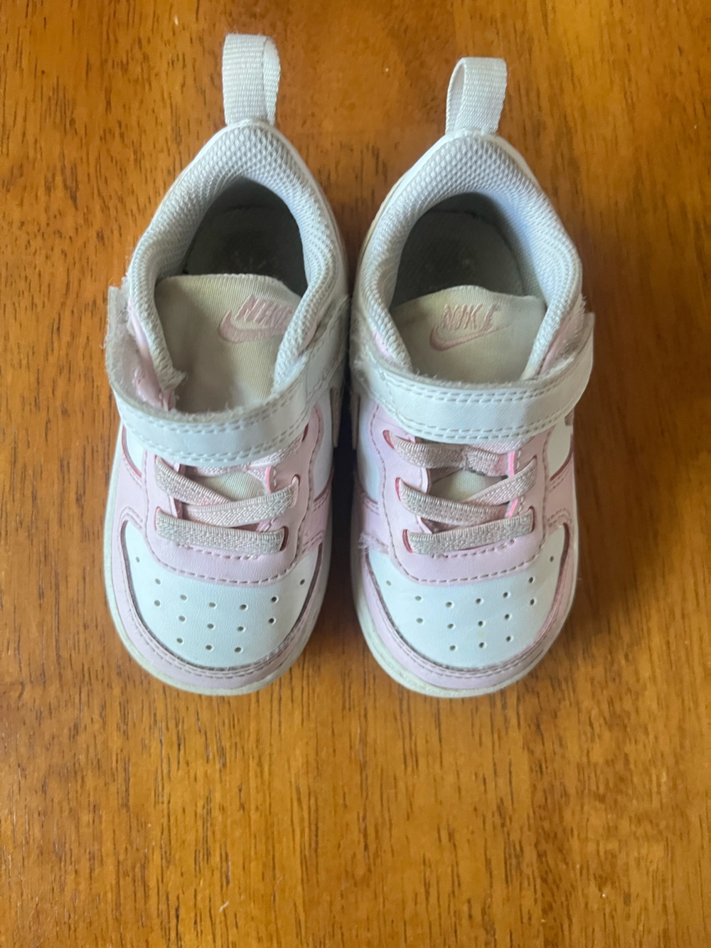 Nike Kids White and Light Pink Low-Top Sneakers